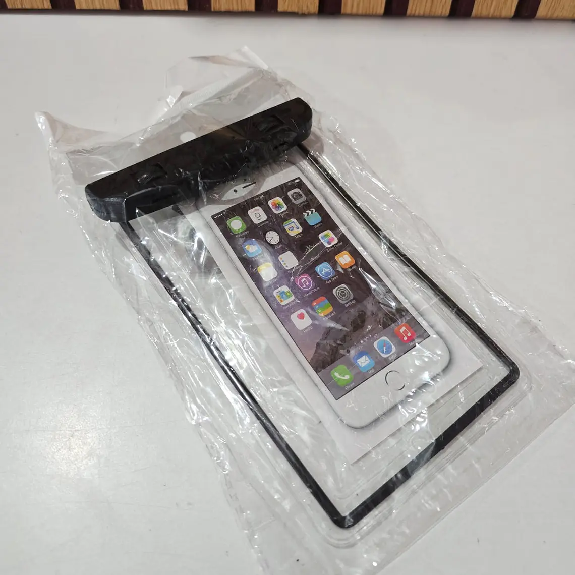 FUNDAS IMPERMEABLES CONTRA EL AGUA(PARA TELÉFONO) MOD# JSL.7001 (3 NEGRA) 5
