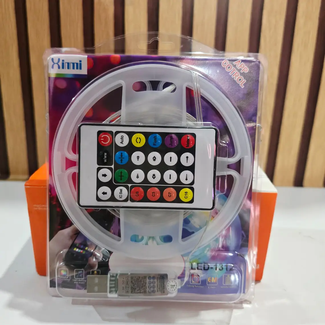 4.80M SERIE DE LUZ LED STRIP CON CONTROL Y ENTRADA USB(XINMI) MOD# LED-1312 4