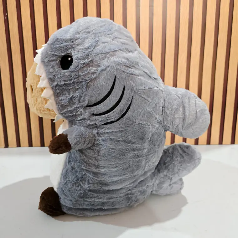 PELUCHE DISEÑO TIBURÓN CON FRAZADA MOD# 018 🦈🥰 7