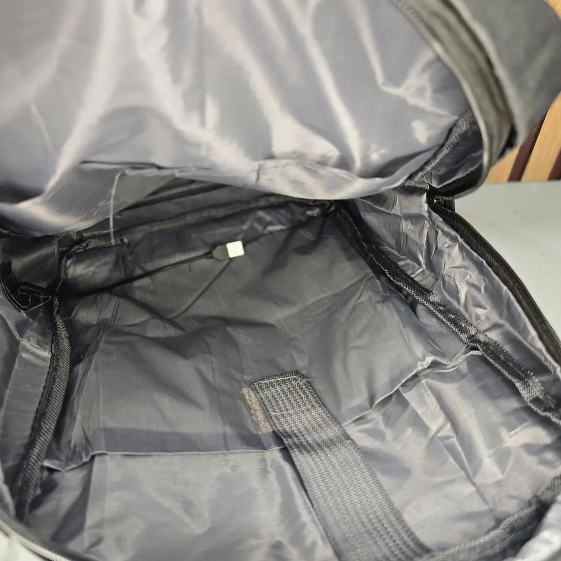 MOCHILA PARA CABALLERO MOD# 1901 🎒 10