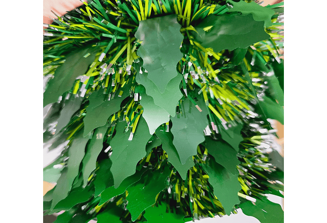 10 MTS ROLLO DE ESCARCHA NAVIDEÑA HOJAS (VERDE) MOD# 7201 🍀🍂