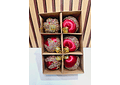 CAJITA CON 6 ESFERAS  NAVIDEÑAS CON LENTEJUELAS MOD# N2632-7X72🌲❄️