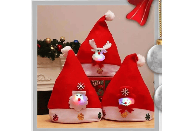 PAQ DE 3 GORROS INFANTILES DISEÑO SANTA CLAUS CON LUZ LED Y FIGURAS NAVIDEÑAS  🥰🎅🏻