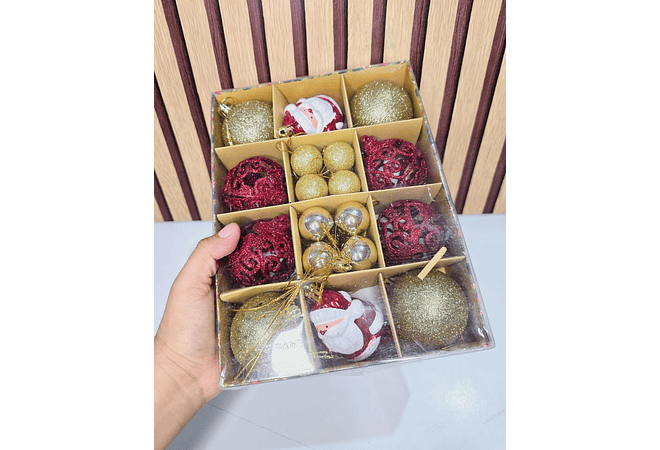 CAJITA CON ESFERAS (SANTA CLAUS) DORADAS Y ROJAS MOD# 804 🌲☃️