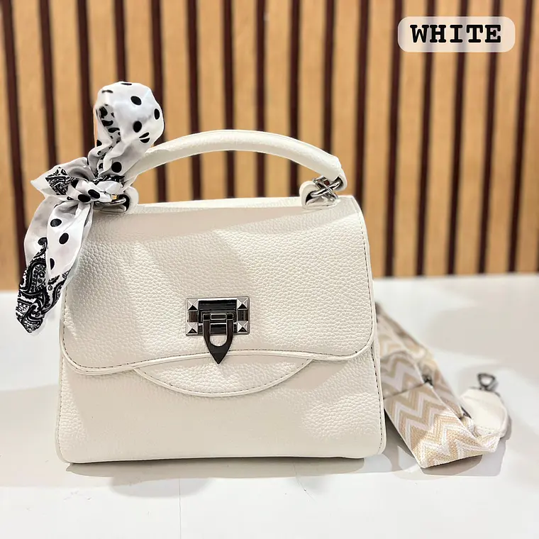 CROSS BODY CON COLGANTE LLAVERITO ESTRELLA MOD# Y805 💫⭐ 3