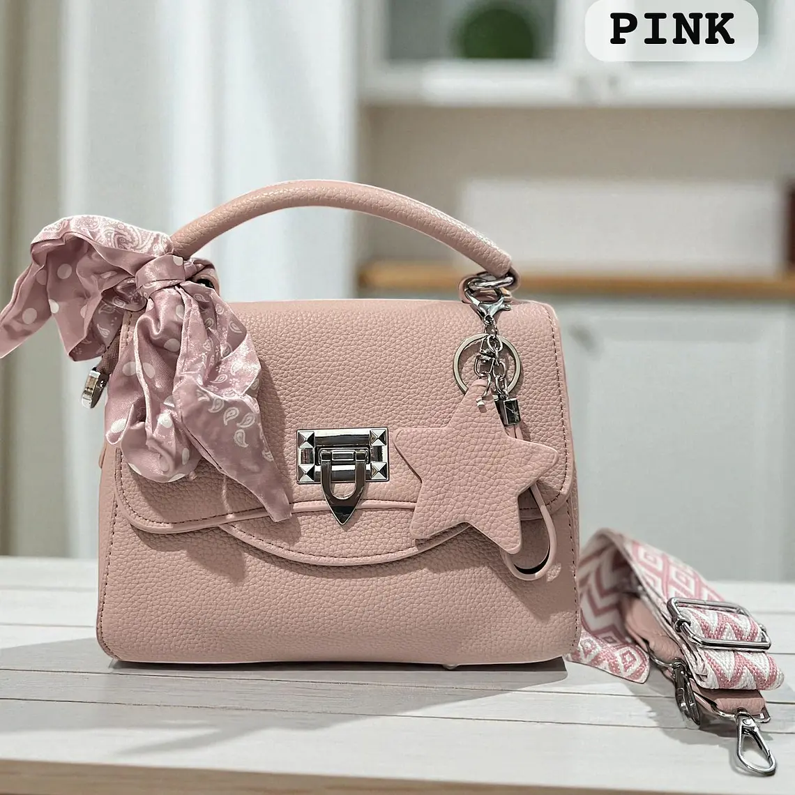 CROSS BODY CON COLGANTE LLAVERITO ESTRELLA MOD# Y805 💫⭐ 5