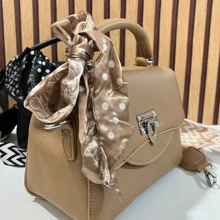 CROSS BODY CON COLGANTE LLAVERITO ESTRELLA MOD# Y805 💫⭐ 9
