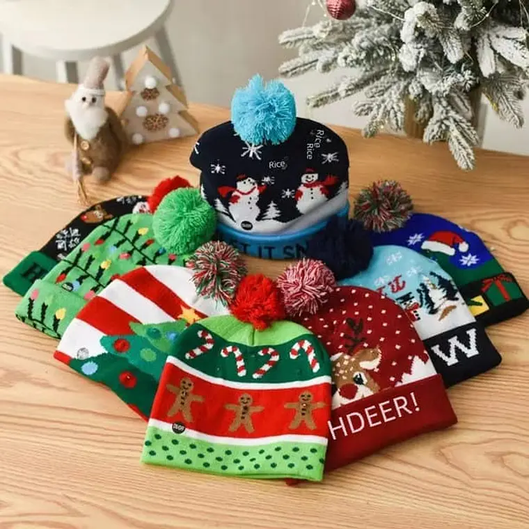 GORRO NAVIDEÑO CON LUZ LED Y POMPÓN MOD#🎅🏻 2