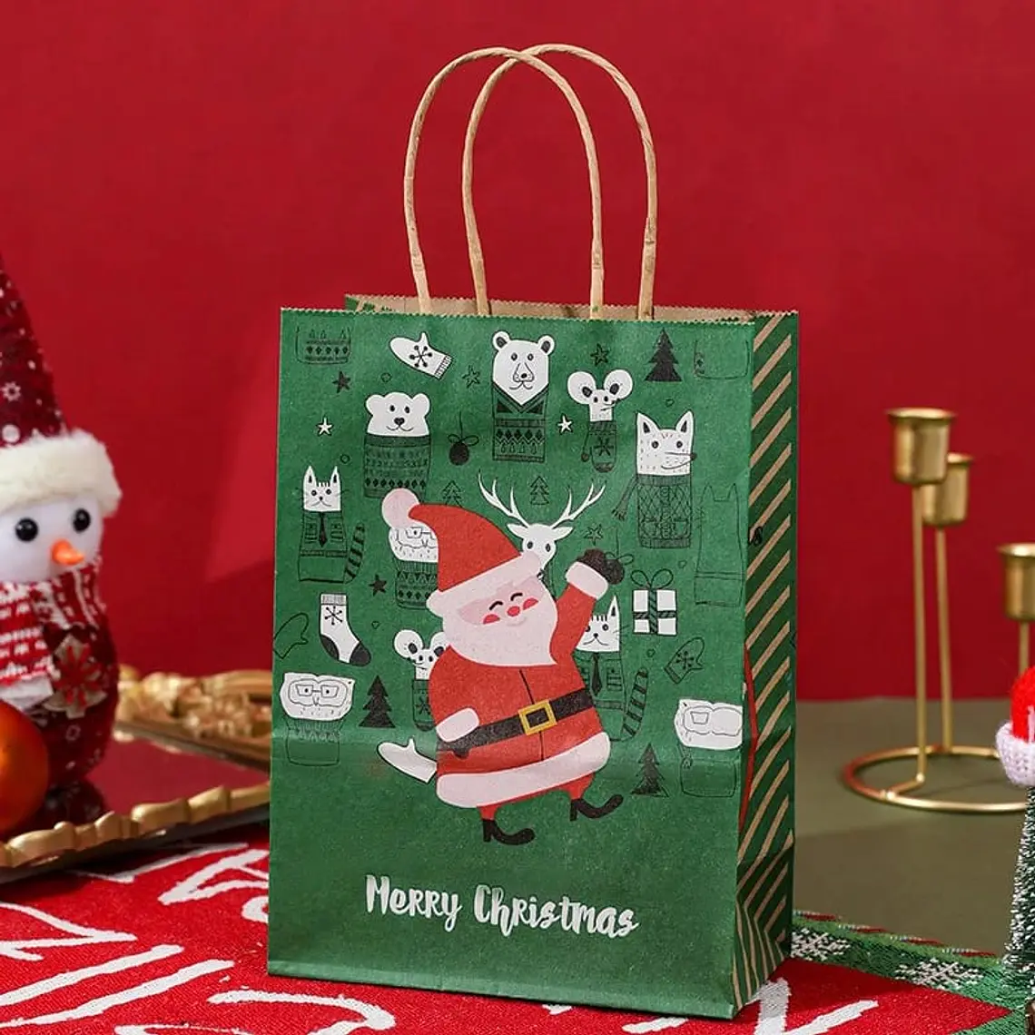 DOCENA DE BOLSAS PARA REGALO DISEÑO NAVIDAD MOD# 31X15NA-7X39 (MEDIANAS - VERDES) 🎄☃️✨ 1