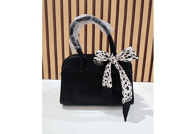 👜 BOLSO CON CINTA MOD# F831