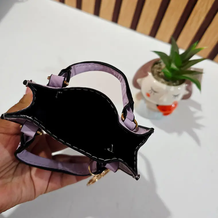 MINI MONEDERO/BOLSITA COLORES LISOS CON LLAVERITO(AL AZAR) 9