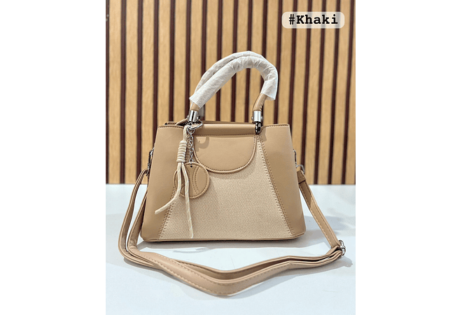 BOLSA DE MANO CON COLGANTE MOD# Y861 👜