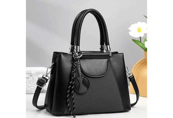 BOLSA DE MANO CON COLGANTE MOD# Y861 👜