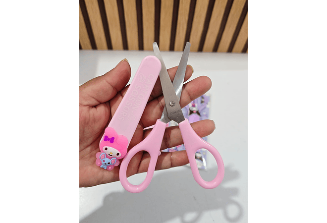 TIJERAS DISEÑO SANRIO MOD#9105 ✂️