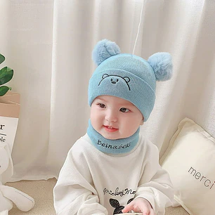 GORRITO PARA BEBÉS CON 2 POMPONES + BUFANDA CORTA (LOVE ME MORE) MOD #708