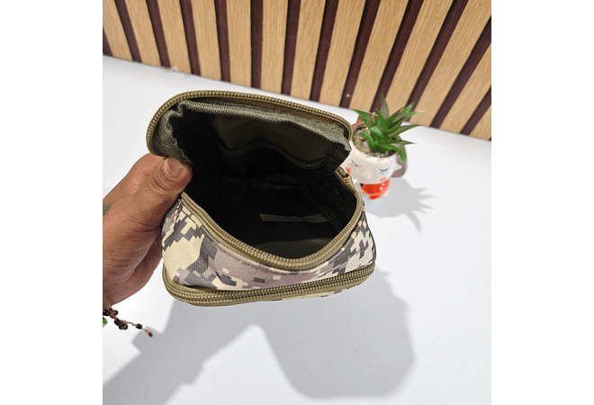 PECHERA/PORTA CELULAR GRENOBIL PARA CABALLERO DISEÑO PIXELEADO MOD# FL011