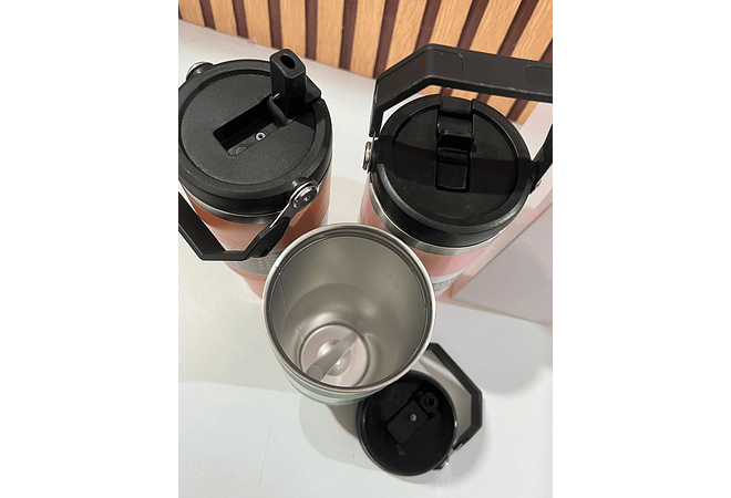 VASO TÉRMICO CON ASA DE 900ML MOD# 1809