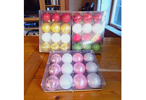 CAJITA TRANSPARENTE CON 12 ESFERAS NAVIDEÑAS MOD# N2630-5X17🎅🏻❄️