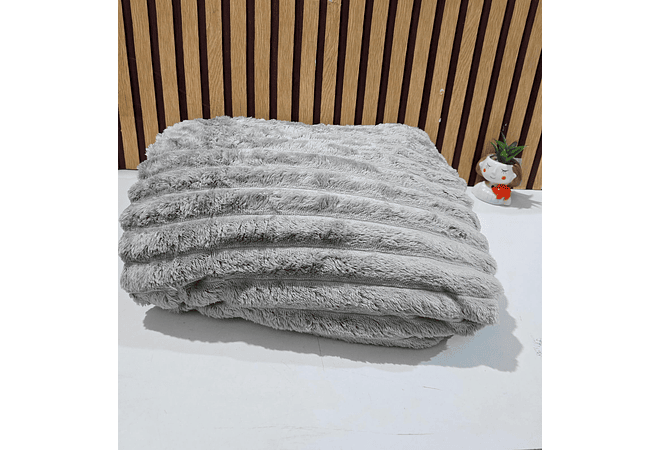 FRAZADA COLORES LISOS MATRIMONIAL 270 X 185CM (CON BOLSA)