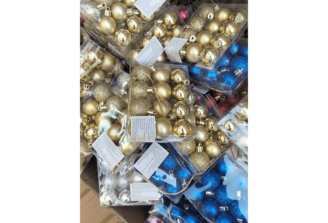 CAJITA CON 12 ESFERITAS NAVIDEÑAS MOD# 12B-1