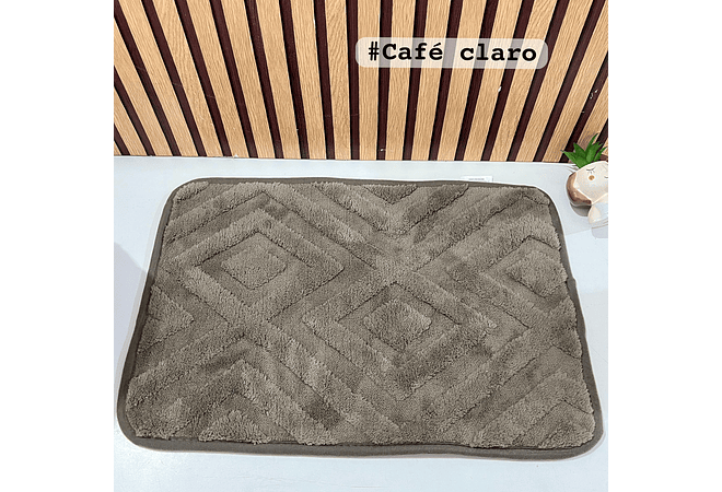 TAPETE SUAVE ESTILO ROMBOS 60 X 39CM  MOD# T-30111
