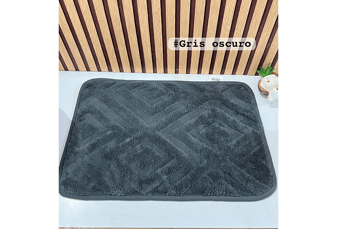 TAPETE SUAVE ESTILO ROMBOS 60 X 39CM  MOD# T-30111