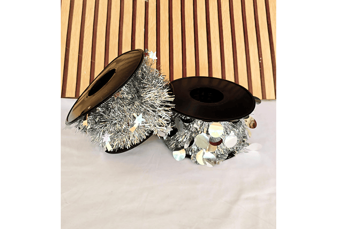 20 MTS ROLLO DE ESCARCHA VARIOS COLORES  Y MODELOS🎄🥳🎅🏻✨