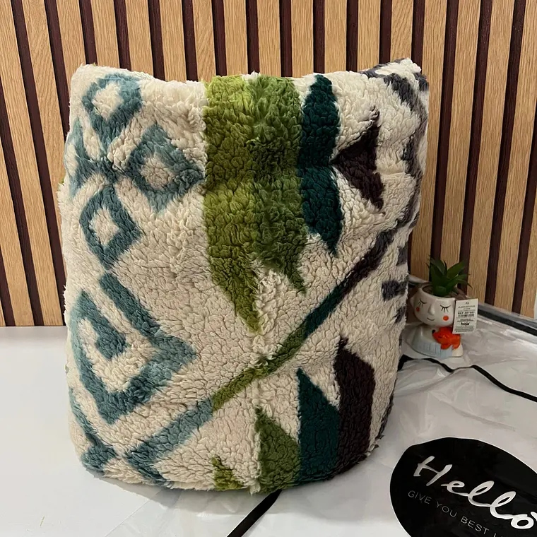 COBIJA ABORREGADA PREMIUM INDIVIDUAL DISEÑO BOEMIO AL AZAR 230 X 150CM MOD# T30368 (AGREGAR BOLSA) 4