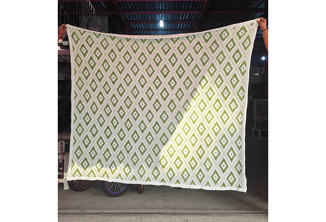 COBERTOR MATRIMONIAL 1.8 X 2M DISEÑO ROMBOS MOD# T-30606🔷(AGREGAR BOLSA)