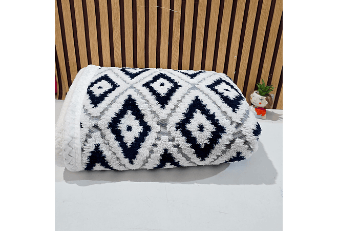 COBERTOR MATRIMONIAL 1.8 X 2M DISEÑO ROMBOS MOD# T-30606🔷(AGREGAR BOLSA)