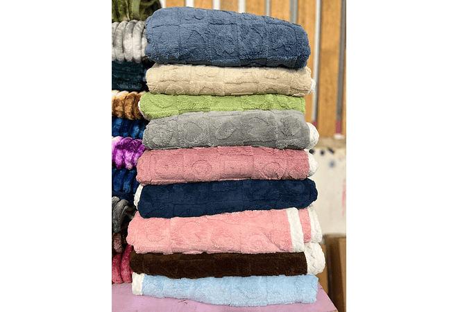 COBIJA ABORREGADA LOVE MATRIMONIAL 190x230CM MODELO #T-30445