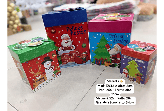SET DE 4 CAJAS PARA REGALO DISEÑO NAVIDAD (HEXÁGONAL O CUADRADA) 🎁