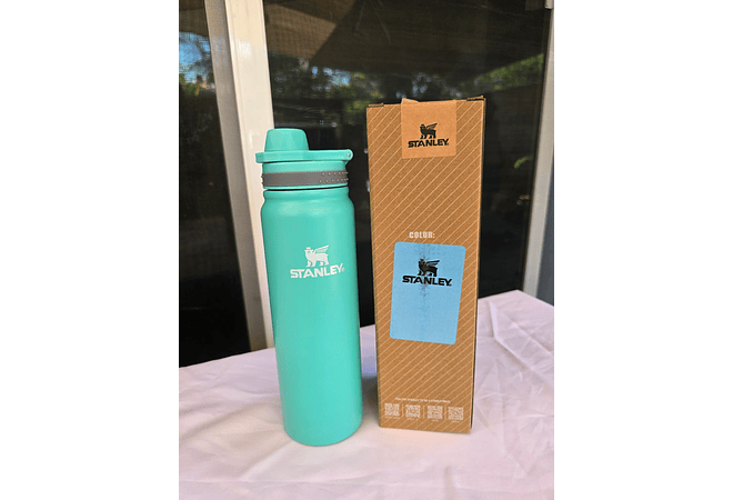 TERMO DEPORTIVO STANLEY 800 ML  MODEL# 11871XL