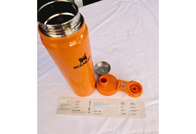 TERMO DEPORTIVO STANLEY 800 ML  MODEL# 11871XL