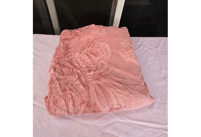 COBIJA ABORREGADA 180x200CM RELIEVE MARIPOSA MOD#20006