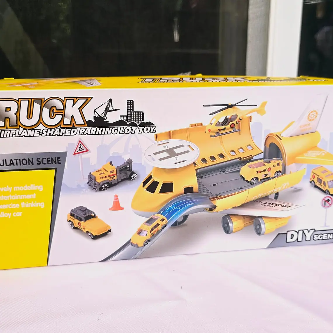 JUGUETE AVIÓN CON PISTA Y ACCESORIOS MOD#B100-1A 5
