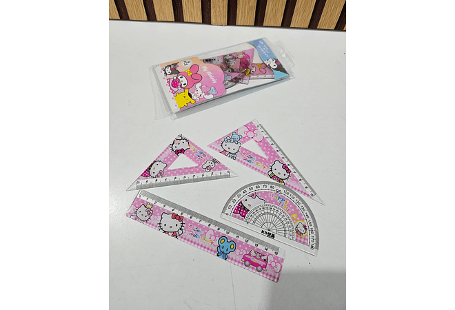 JUEGO GEOMÉTRICO SANRIO HELLO KITTY MOD# 15TC-SLD