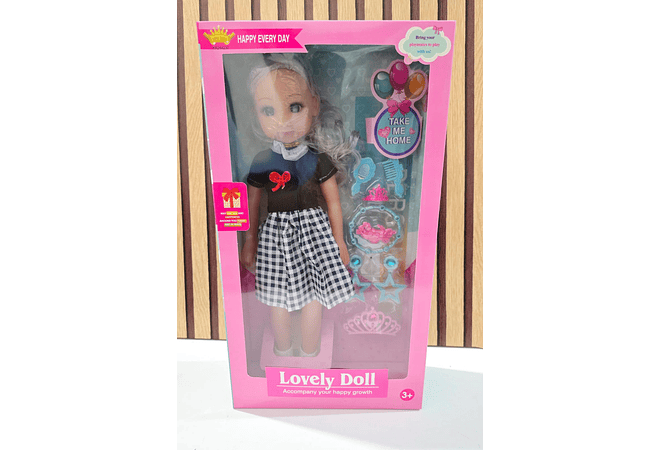 MUÑECA GRANDE LOVELY DOLL CON ACCESORIOS Y SONIDO (AL AZAR) MOD#