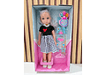 MUÑECA GRANDE LOVELY DOLL CON ACCESORIOS Y SONIDO (AL AZAR) MOD#