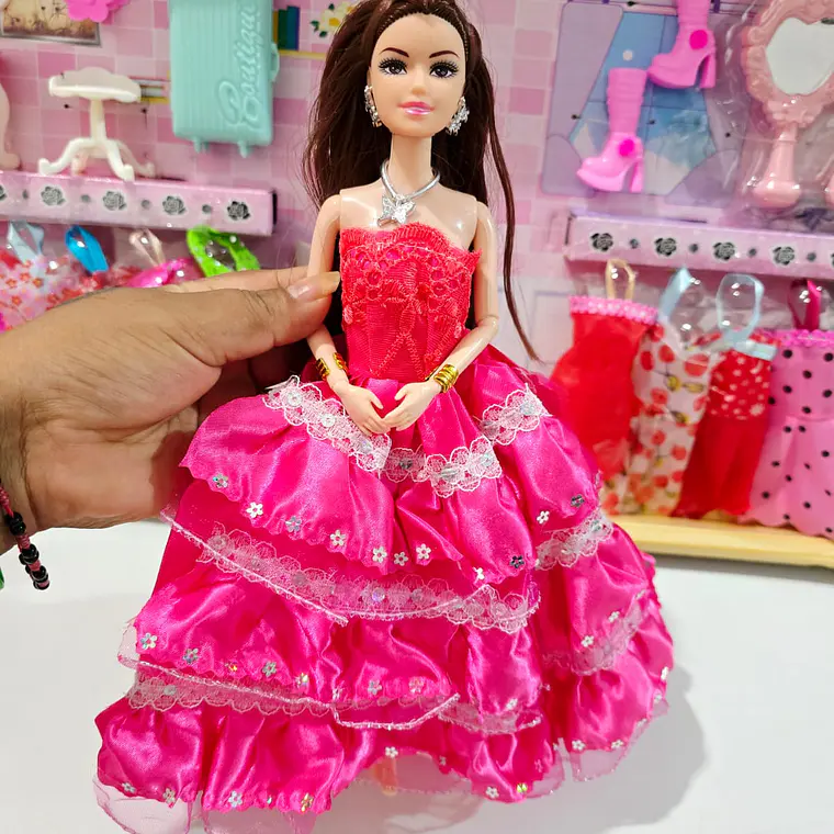 BARBIE CON ROPA Y ACCESORIOS  FASHION LOVELY GIRLS MOD# KR244232 2