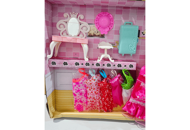 BARBIE CON ROPA Y ACCESORIOS  FASHION LOVELY GIRLS MOD# KR244232