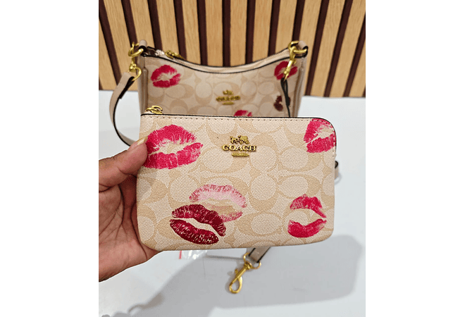 COMBO DE CROSS BODY + MONEDERO IMITACIÓN COACH MOD# LCC-302