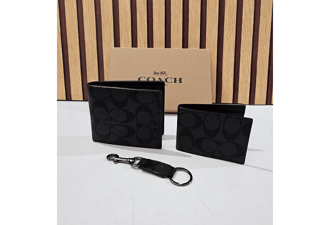 SET DE CARTERA + TARJETERO + LLAVERO IMITACIÓN COACH MOD# CHC-005
