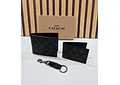 SET DE CARTERA + TARJETERO + LLAVERO IMITACIÓN COACH MOD# CHC-005