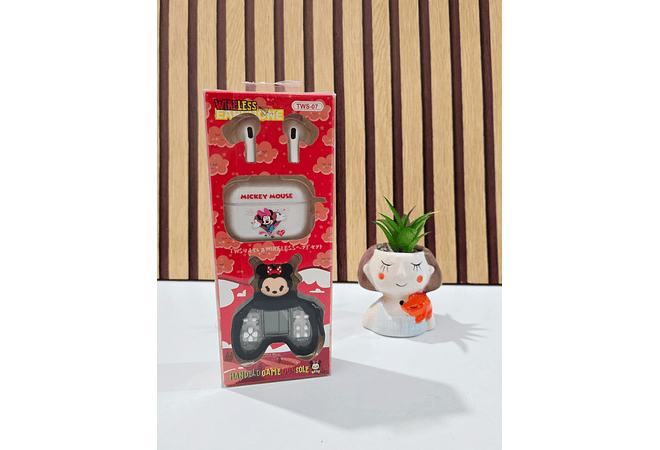 AUDÍFONOS VARIOS PERSONAJES CON LLAVERITO TETRIS MOD# FR-9095 🎧