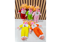 MUÑECA CON SONIDO AL AZAR MOD #NB-70