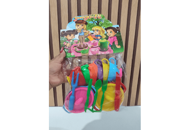 SET DE COCINA PARA NIÑAS  AL AZAR MOD# 1264