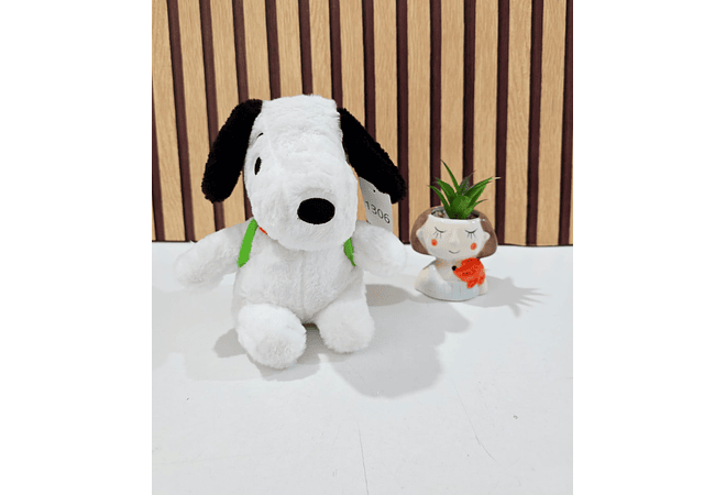 PELUCHE SNOOPY BLANCO PEQUEÑO MOD# 1306