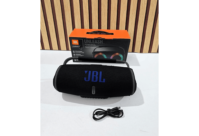 BOCINA INALÁMBRICA IMITACION JBLCHARGE7S BUENA CALIDAD MOD# FM-5505