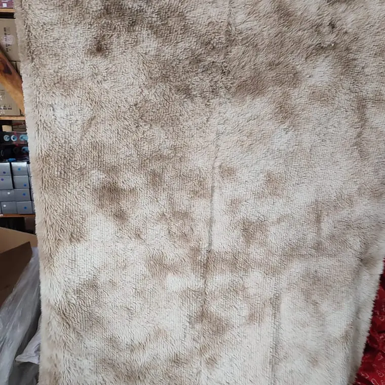 TAPETE/ALFOMBRA GRANDE 1.28 M x1.90 M PELO ALTO MOD # T101 6